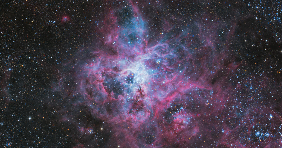 Tarantula Nebula TL RGB CHI-